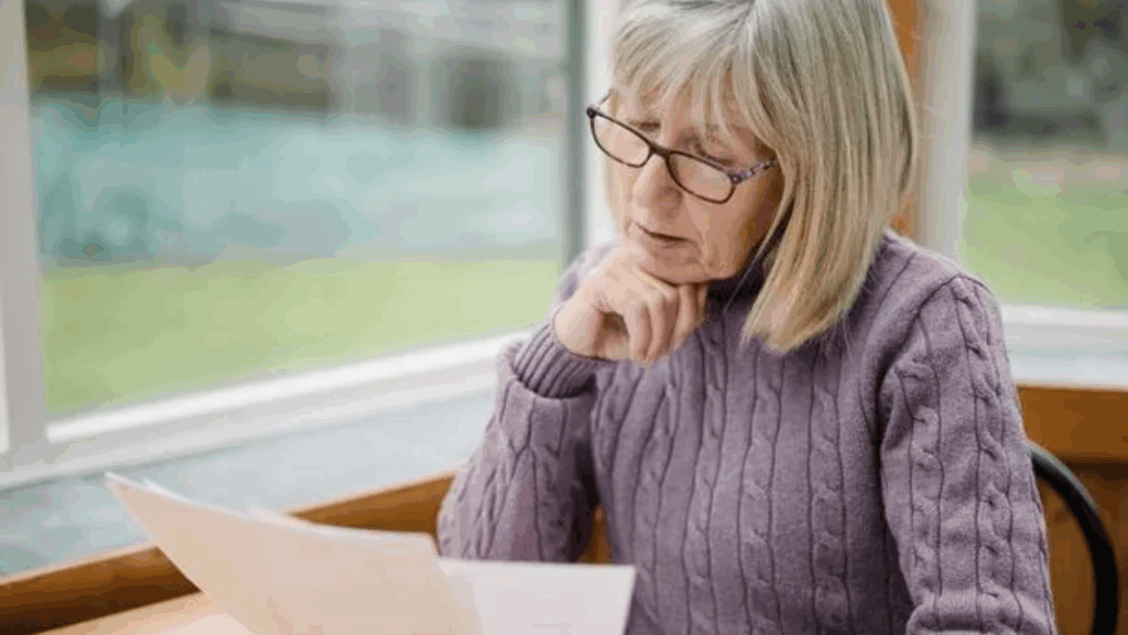 DWP Confirms Universal Credit Will Hit Bank Accounts Early This Friday – Are You on The List?